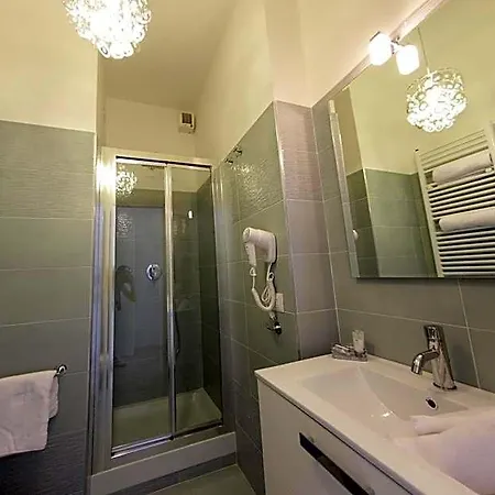Bed & Breakfast Windows On 4*