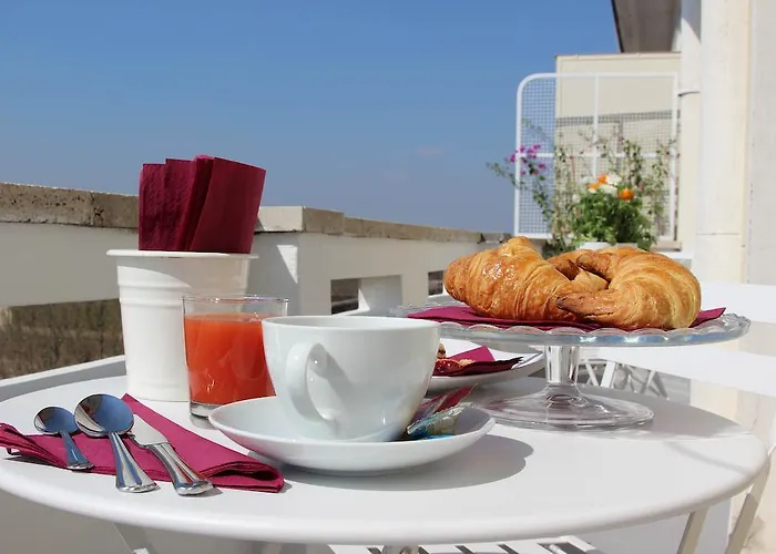 Bed & Breakfast Windows On