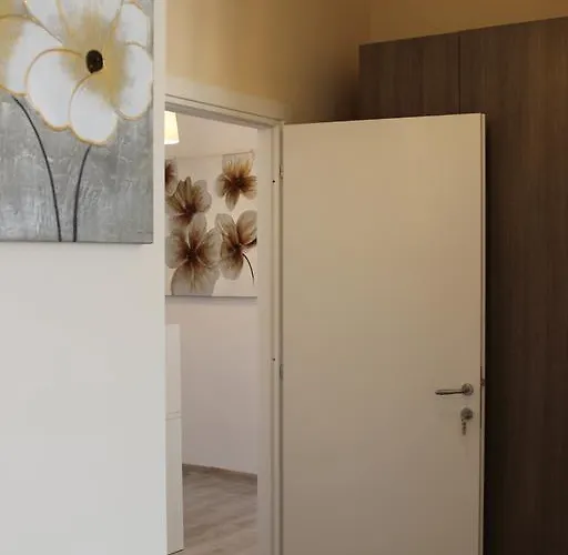 Bed & Breakfast Windows On 4*