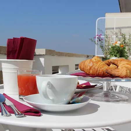 Bed & Breakfast Windows On